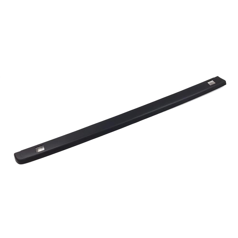1999-07 Chevrolet, GMC GMT800 Crew Cab, Extended Cab Bed Rail Molding 5.5' Bed LH, Driver Side
