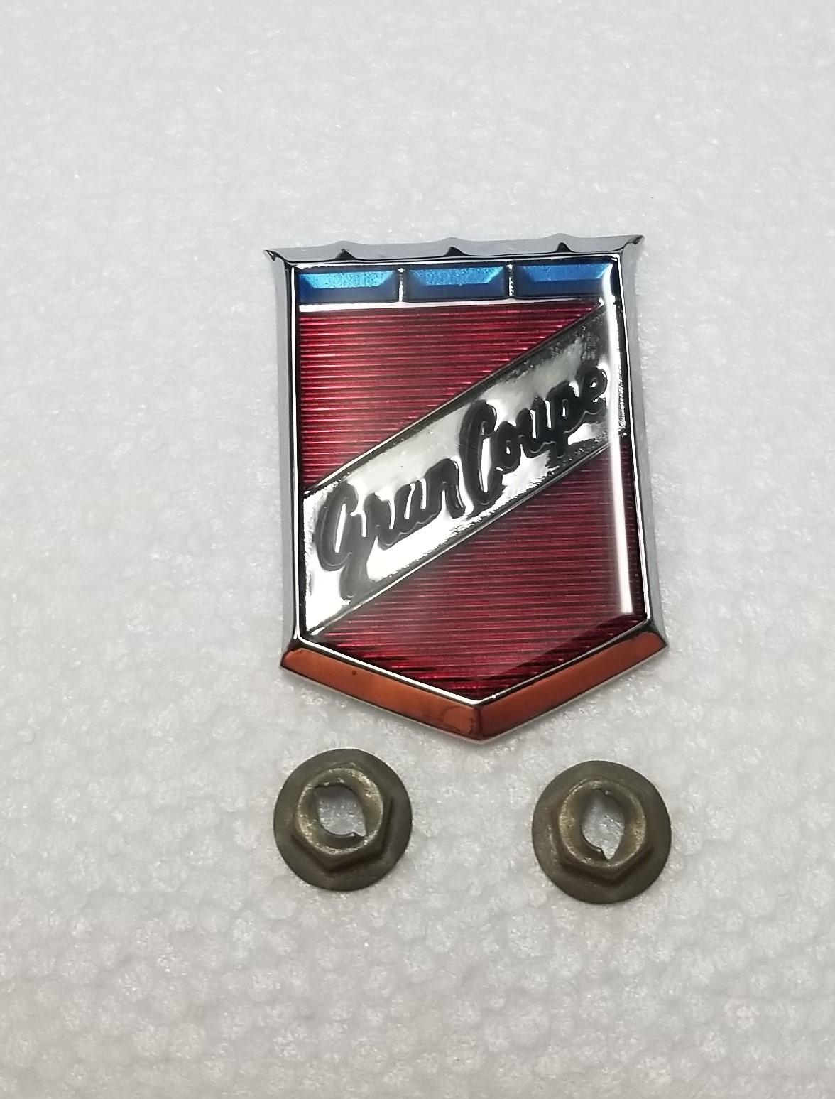 70-71 Barracuda Gran Coupe Fender Emblem
