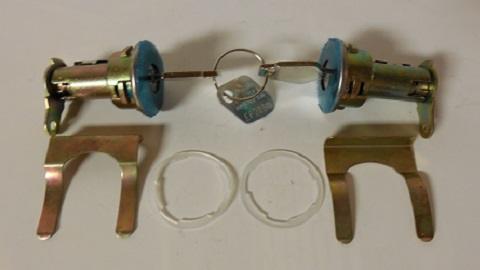 67-76 Mopar Cars, Door Locks with Keys - Pair