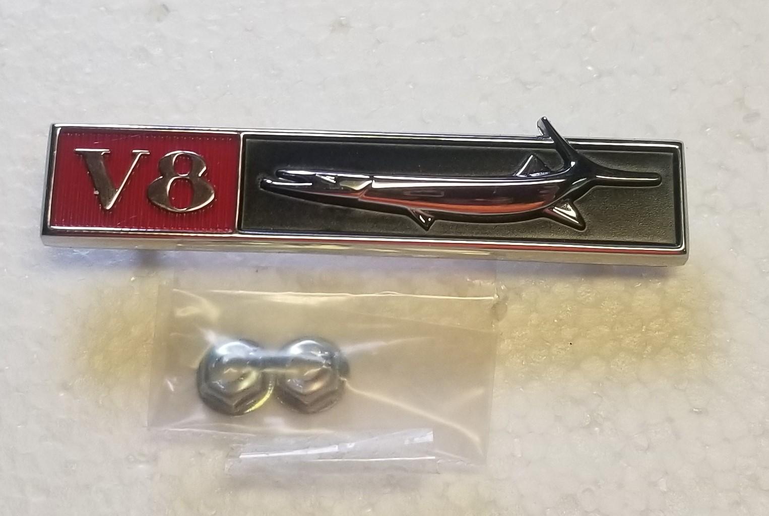 68 Barracuda Fender Emblem LH CHEEMB007L