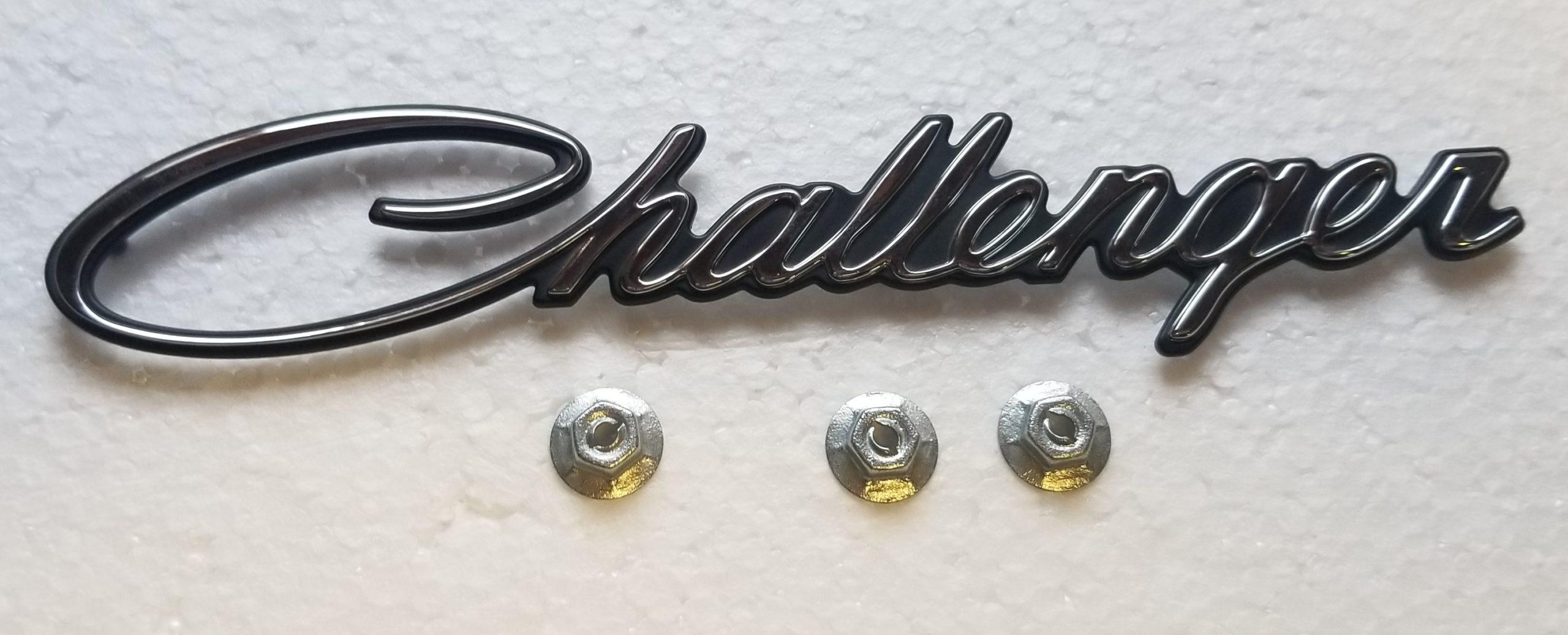 70 Challenger Fender Emblem
