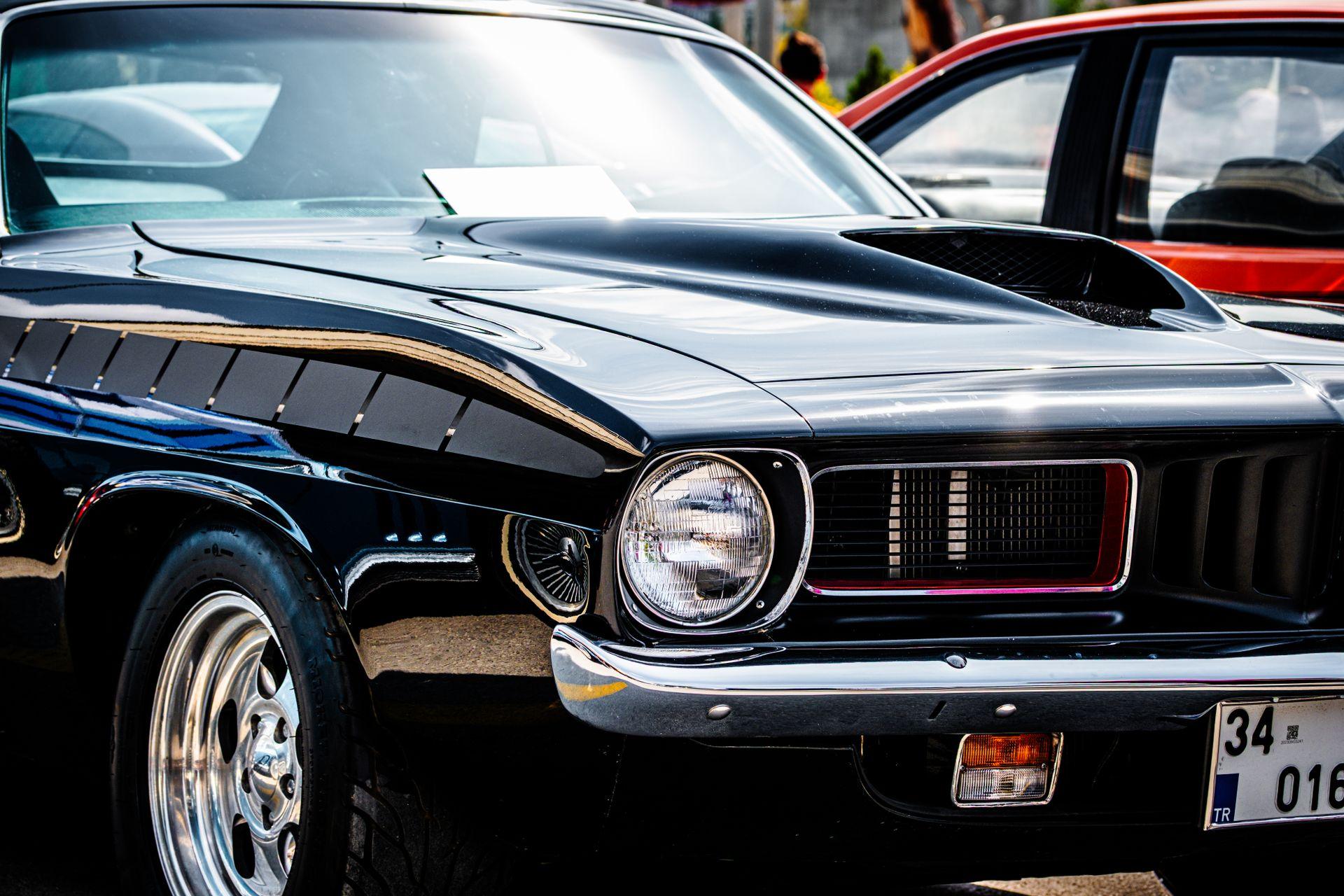 Tips for Matching Quarter Panel Curves to Original Body Lines