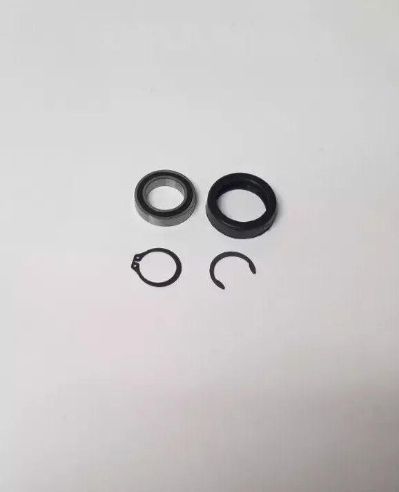 62-83 A, B, C & E-Body Truck Steering Column Bearing Clips + Insulator